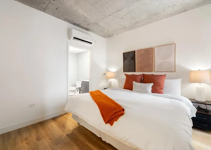 Hotel 4br Corporate And Modern Chicago
